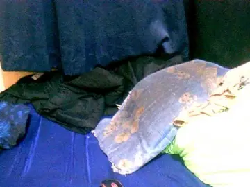 Naughty-slender  live sex cam