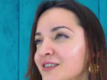 AnyaHappiness  live sex cam