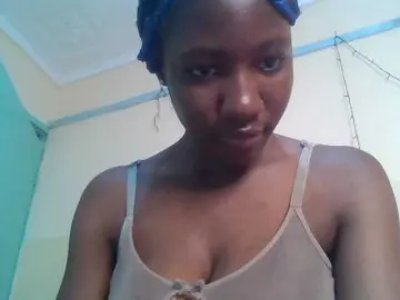 Asanty  live sex cam