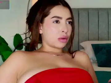 Caralella  live sex cam