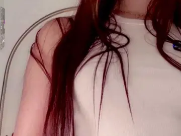 Caralella  live sex cam