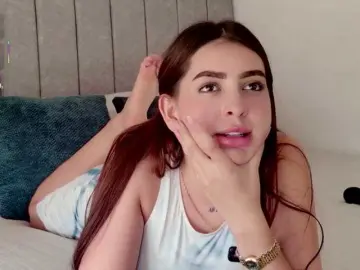 Caralella  live sex cam