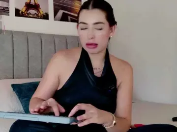 Caralella  live sex cam