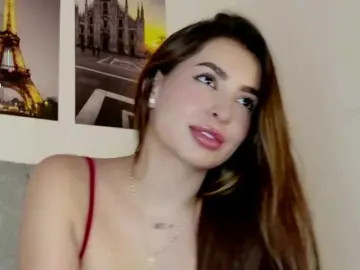 Caralella  live sex cam