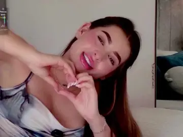 Caralella  live sex cam