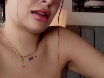 Caralella  live sex cam