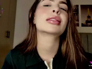 Caralella  live sex cam