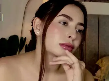 Caralella  live sex cam