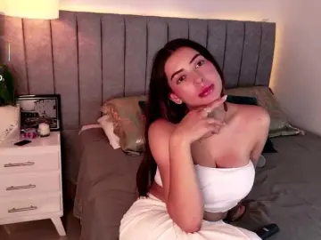 Caralella  live sex cam