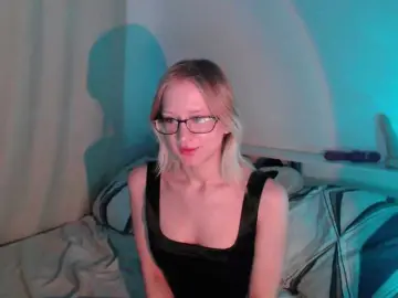 Chloe1love  live sex cam