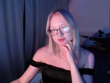 Chloe1love  live sex cam