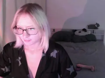 Chloe1love  live sex cam