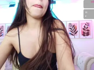 Ema-louisx  live sex cam