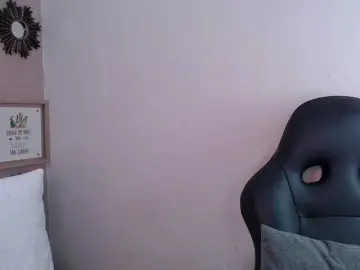 ErikaStevens  live sex cam