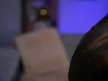 HypnoEyess  live sex cam