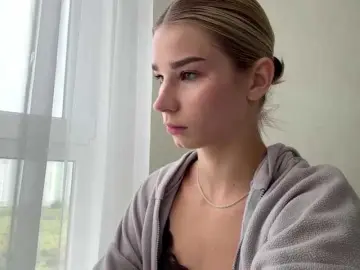 TracieSebron  live sex cam