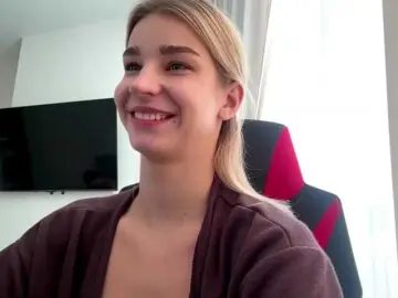 TracieSebron  live sex cam