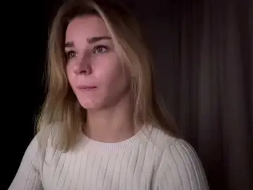 TracieSebron  live sex cam