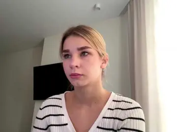 TracieSebron  live sex cam