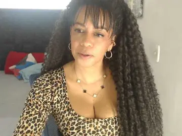 Karlie-hot  live sex cam
