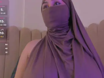 Amirah-  live sex cam