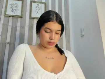 Chloecollins  live sex cam