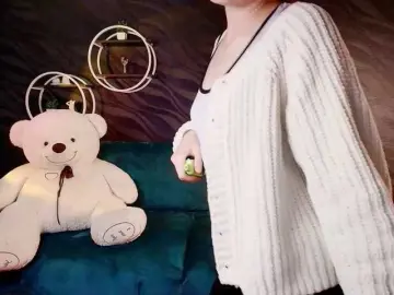 EvaHoward  live sex cam