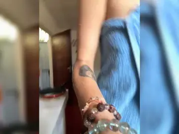 KinaMoonLove  live sex cam