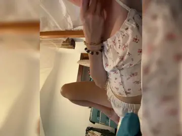 KinaMoonLove  live sex cam
