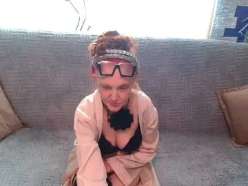 Maruu12qwert  live sex cam