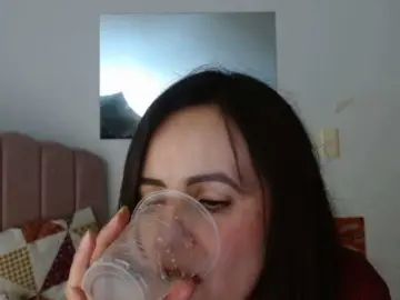 ValeriaGomezz  live sex cam