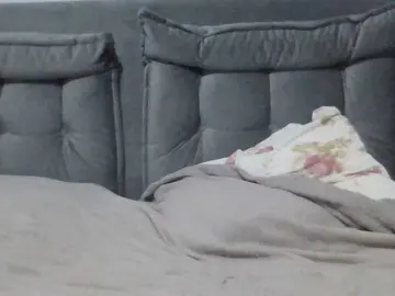 Lunasoftangel9  live sex cam