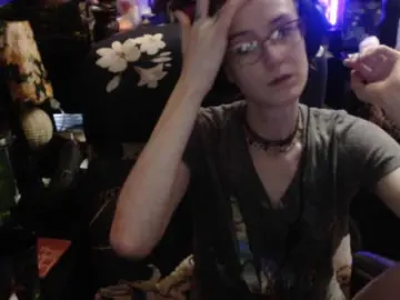 Pussyxpaladin  live sex cam