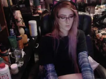 Pussyxpaladin  live sex cam