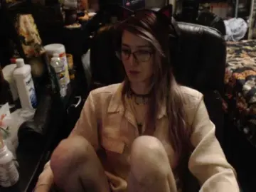Pussyxpaladin  live sex cam