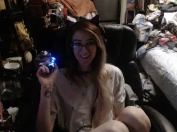 Pussyxpaladin  live sex cam