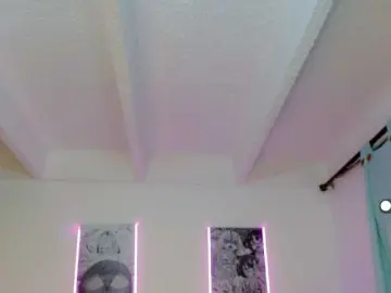 Emily-vill  live sex cam