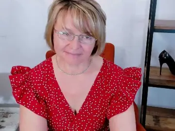 MarieneMature  live sex cam