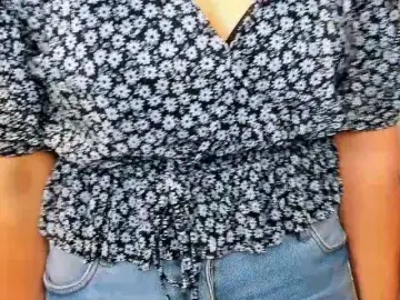 MarieneMature  live sex cam