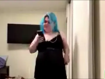 YanaVerde  live sex cam
