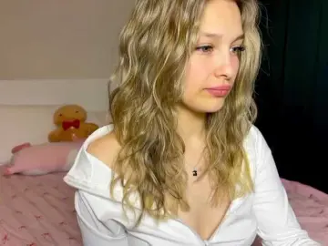 Cute-honey  live sex cam