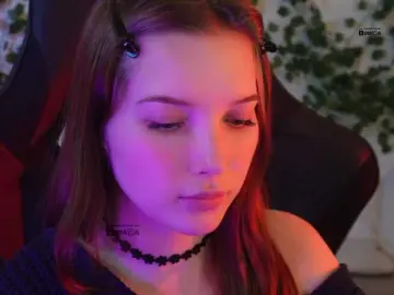 Mispopi  live sex cam