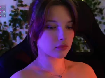 Mispopi  live sex cam