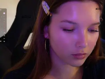 Mispopi  live sex cam