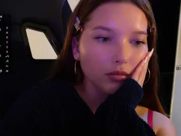 Mispopi  live sex cam