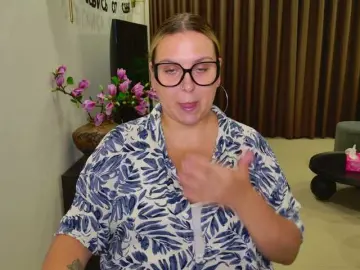 EvaPuffy  live sex cam