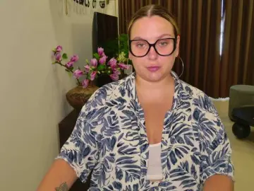 EvaPuffy  live sex cam