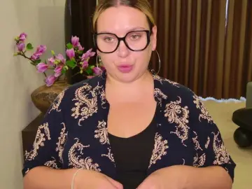 EvaPuffy  live sex cam