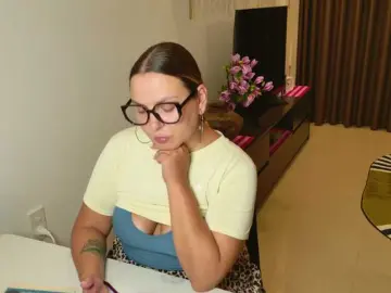 EvaPuffy  live sex cam