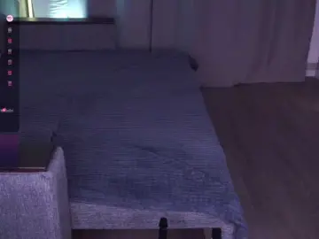 LipDipTalk  live sex cam